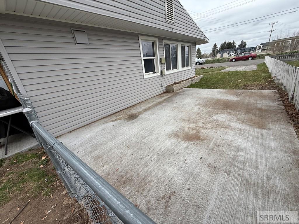 405 NW Bonneville Drive, IDAHO FALLS, Idaho image 6
