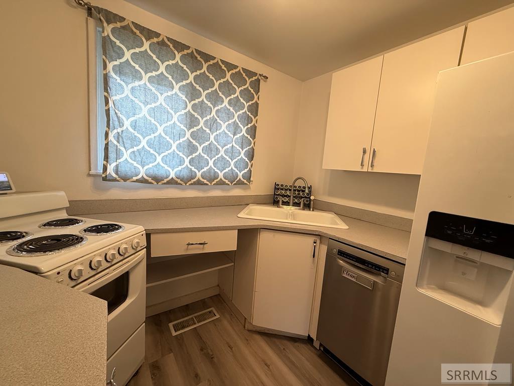 405 NW Bonneville Drive, IDAHO FALLS, Idaho image 22