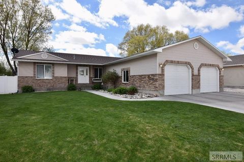 Photo of 2429 Harold Drive, IDAHO FALLS, ID 83402 (MLS # 2185556)