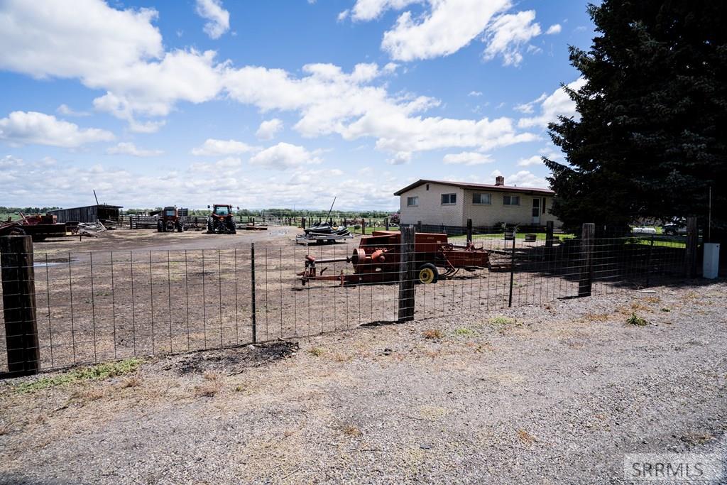 594 N 3000 W, REXBURG, Idaho image 29
