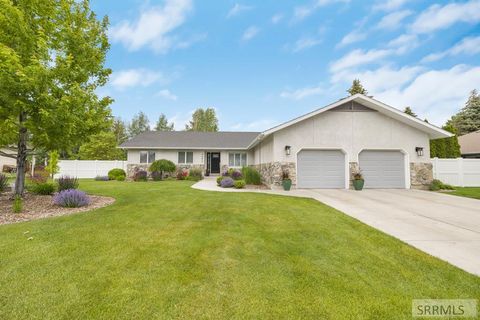 Homes For Sale - 3082 Homestead Lane<br/> IDAHO FALLS, ID 83404