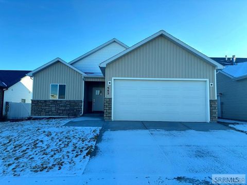 Photo of 545 S Cutler Avenue, SUGAR CITY, ID 83448 (MLS # 2181208)