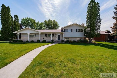 Photo of 2180 Richards Avenue, IDAHO FALLS, ID 83404 (MLS # 2178116)