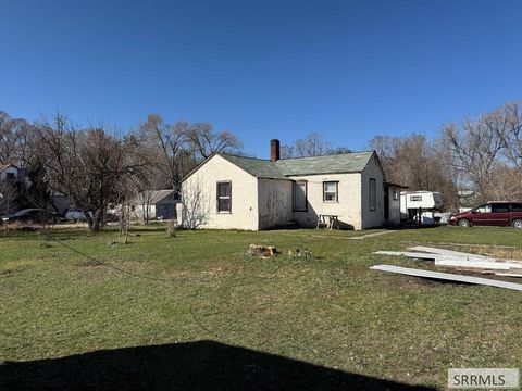 Photo of 85 S Reynolds Drive, DUBOIS, ID 83423 (MLS # 2187090)