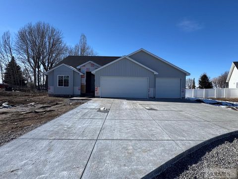 394 Wind River Circle SHELLEY ID 83274