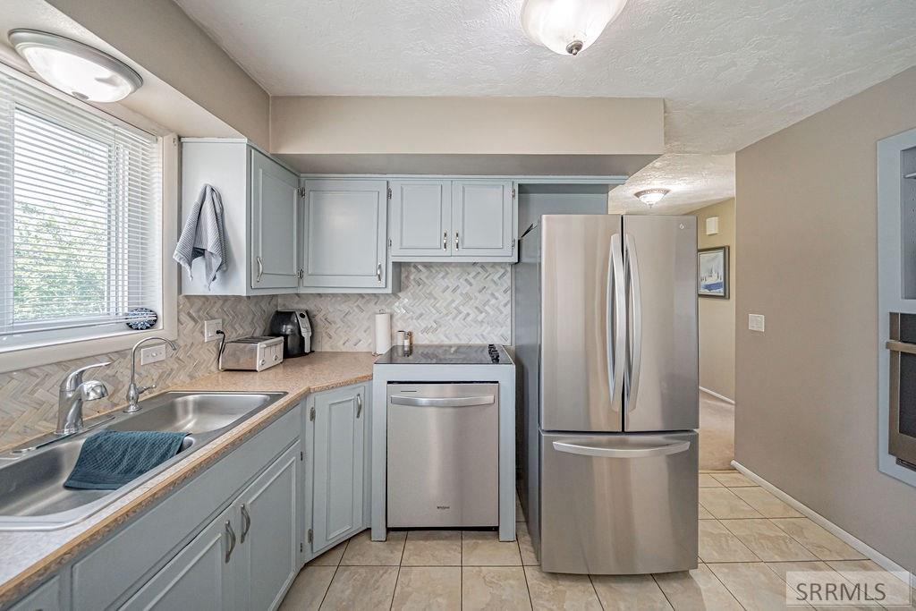 5781 S Ammon Road, IDAHO FALLS, Idaho image 7