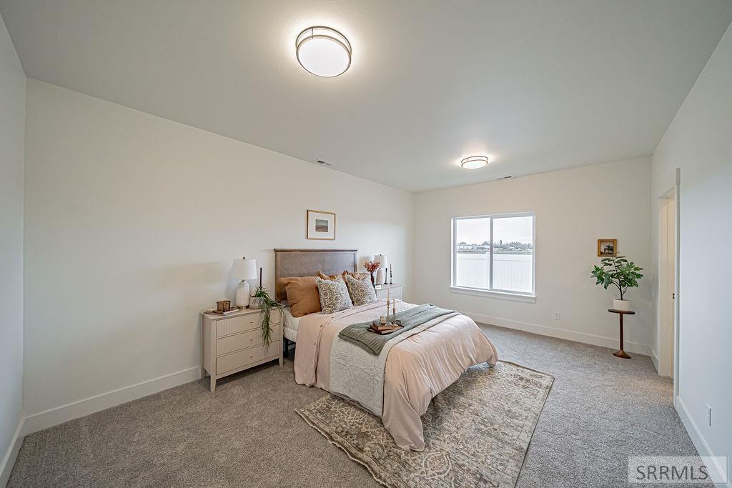 3870 Mountain Bluebird Way