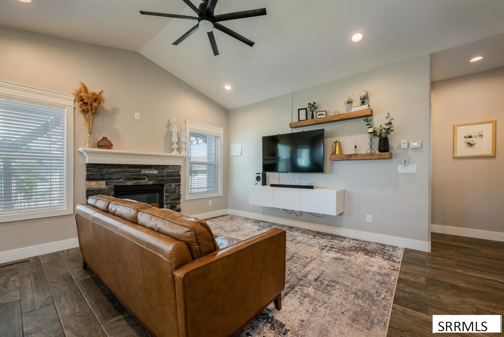 1102 Diamond Drive