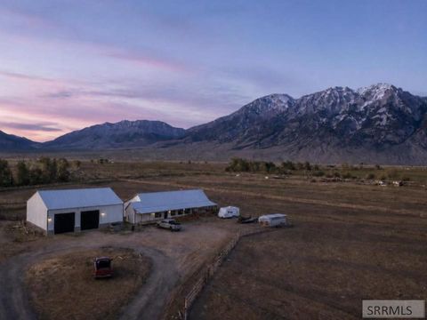 Photo of 5914 W 5500 N, MACKAY, ID 83251 (MLS # 2186449)