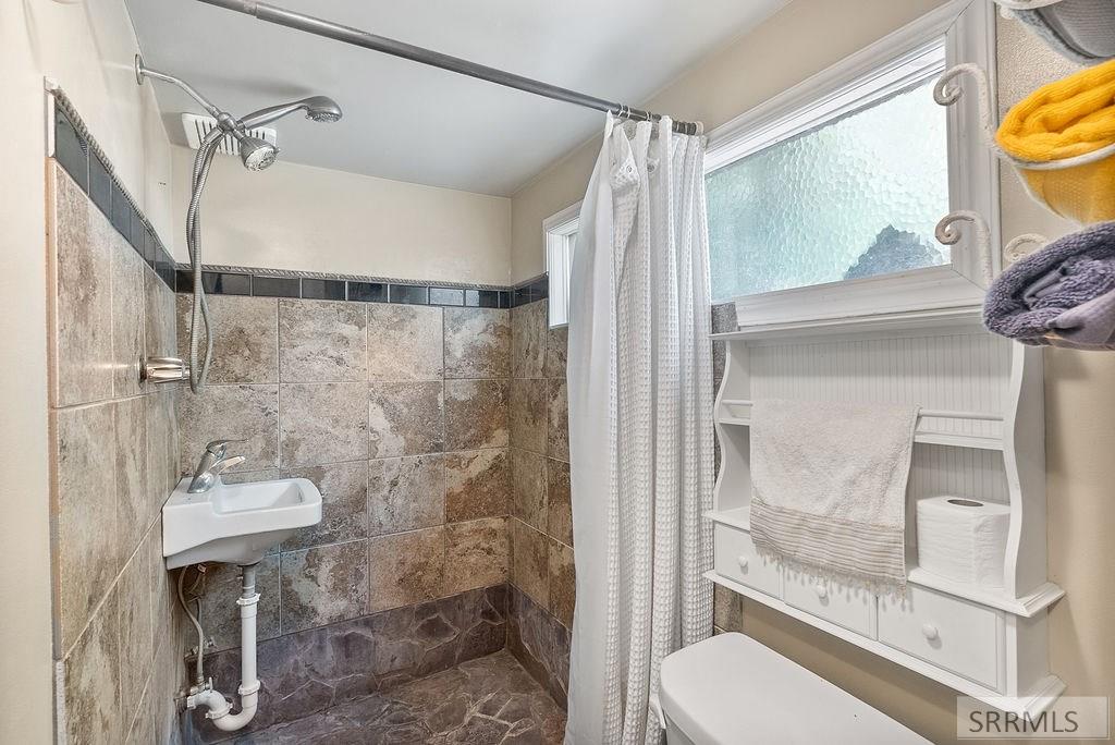 65 E Booth, LAVA HOT SPRINGS, Idaho image 36