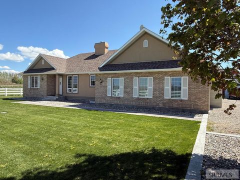 Photo of 709 E 800 N, FIRTH, ID 83236 (MLS # 2186590)