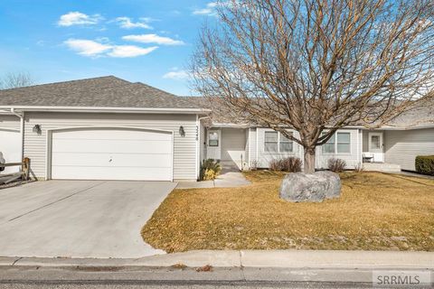 Photo of 3248 Chaparral Drive, IDAHO FALLS, ID 83404 (MLS # 2181983)