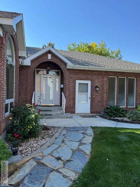 Photo of 3453 Sun Circle, IDAHO FALLS, ID 83404 (MLS # 2179061)