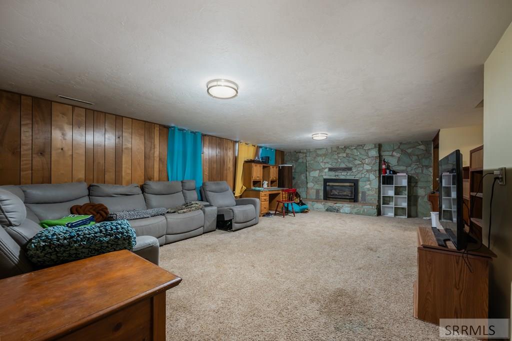 475 Annis Hwy, RIGBY, Idaho image 9