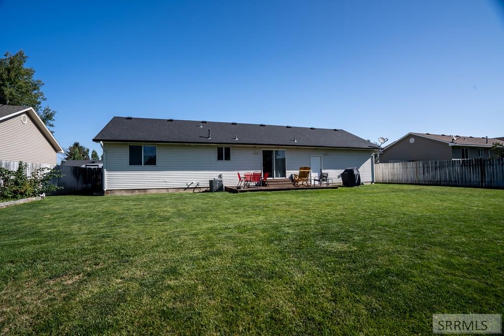 3918 E Lorna Avenue, IDAHO FALLS, Idaho image 23