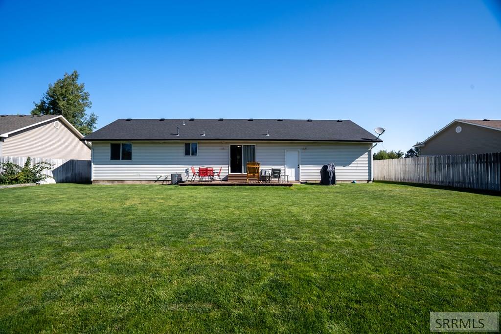 3918 E Lorna Avenue, IDAHO FALLS, Idaho image 24