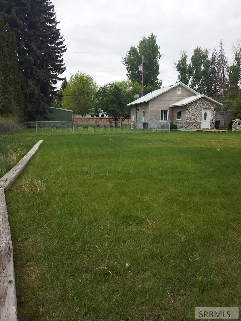 126 E 19th Street, IDAHO FALLS, Idaho image 2