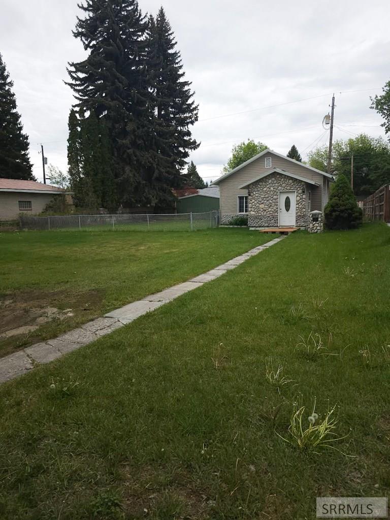 126 E 19th Street, IDAHO FALLS, Idaho image 3