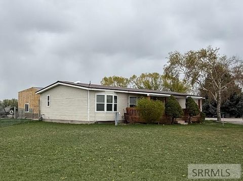 847 800 E SHELLEY ID 83274