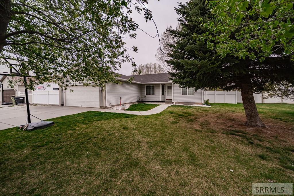 1862 Eagle Pointe Drive