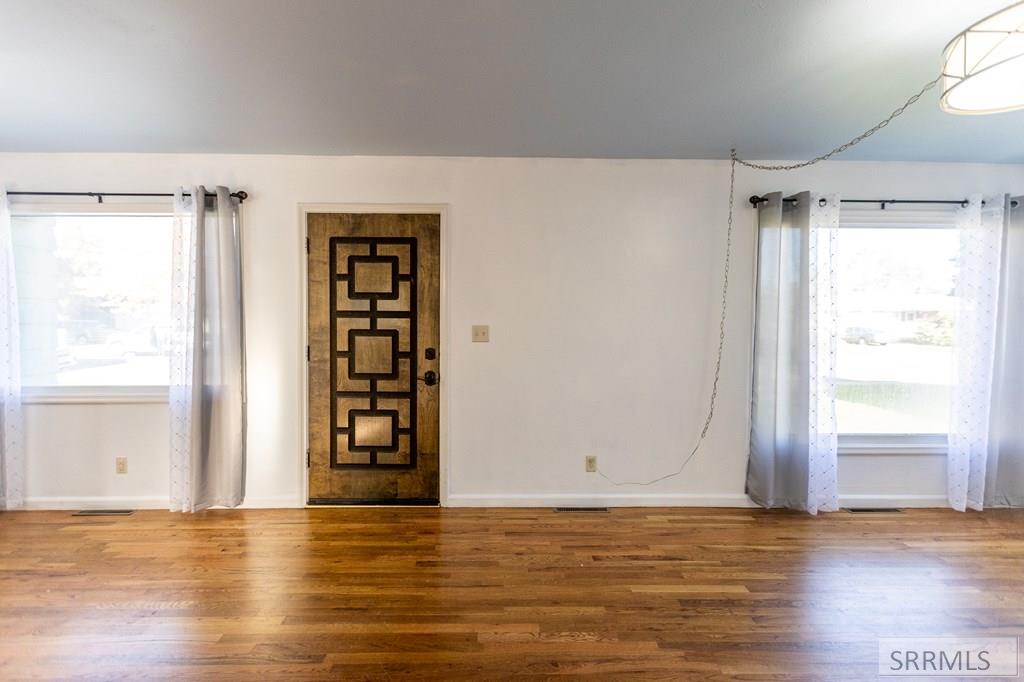 555 Lincoln Drive, IDAHO FALLS, Idaho image 4