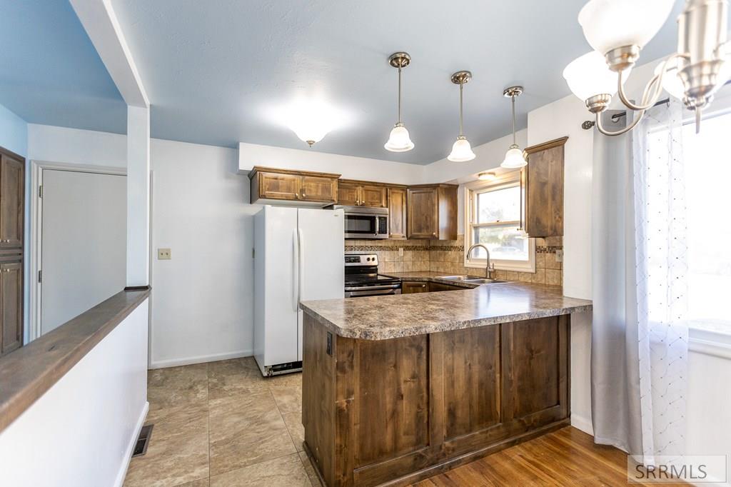 555 Lincoln Drive, IDAHO FALLS, Idaho image 8
