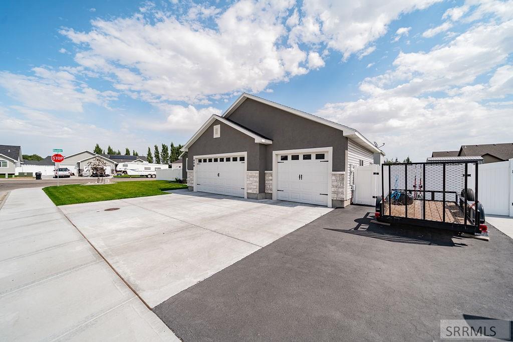 448 Washington Loop, RIGBY, Idaho image 3