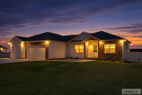 Photo of 1588 N 835 E, SHELLEY, ID 83274 (MLS # 2182408)