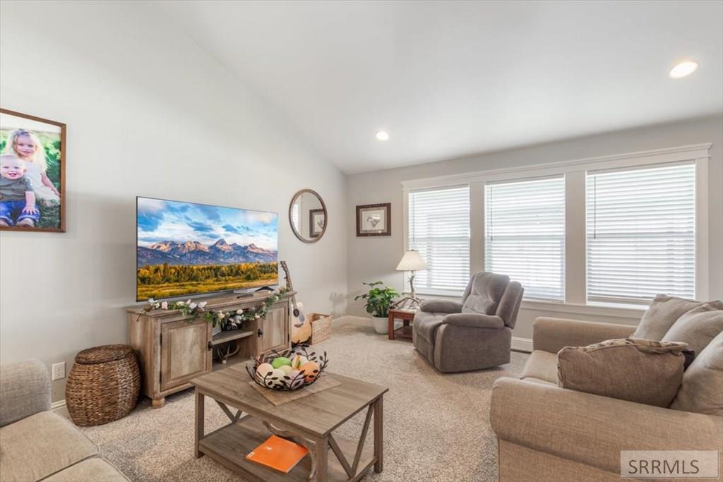 1527 Quinn Creek Road