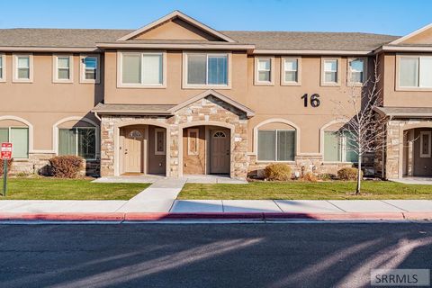 Photo of 565 Pioneer Road #194, REXBURG, ID 83440 (MLS # 2180439)