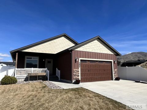 Photo of 484 Double Eagle, POCATELLO, ID 83204 (MLS # 2181588)