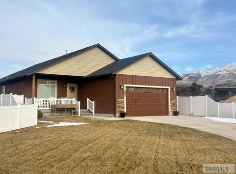 Photo of 484 Double Eagle, POCATELLO, ID 83204 (MLS # 2181588)
