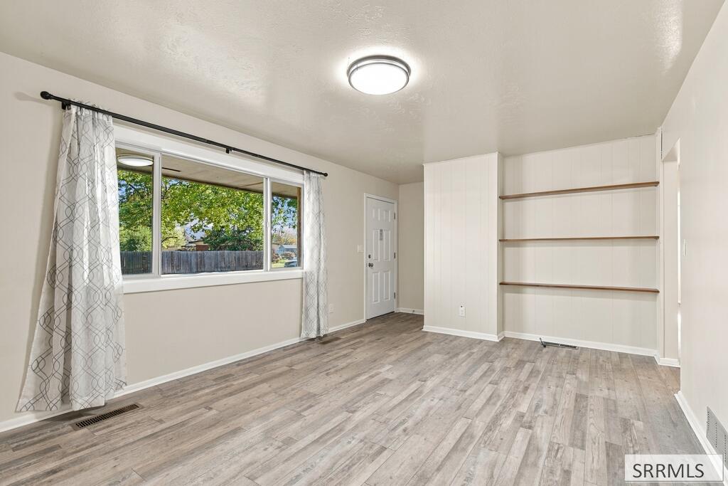 1770 Falcon Drive
