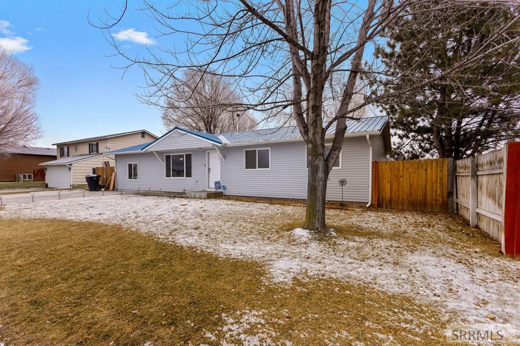 230 Meadowlark Drive