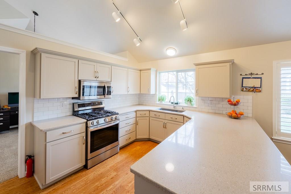 3929 Nathan Drive, IDAHO FALLS, Idaho image 9