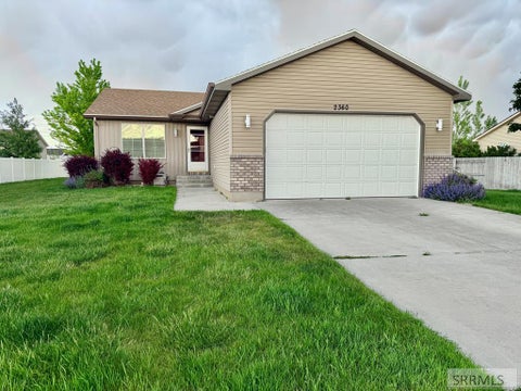 Photo of 2360 N Gladys Drive, IDAHO FALLS, ID 83401 (MLS # 2187191)