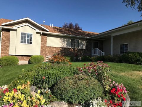 Single Family Residence in REXBURG ID 489 Linden Avenue.jpg