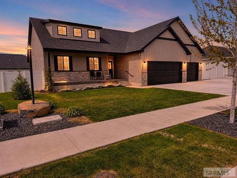 Photo of 665 Hollow Drive, IDAHO FALLS, ID 83401 (MLS # 2185769)