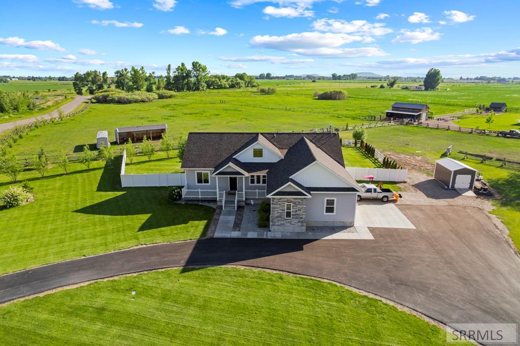 925 River Run Road, REXBURG, Idaho image 1