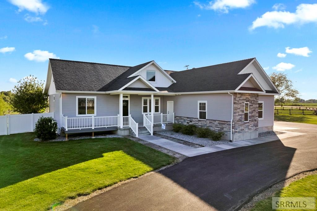 925 River Run Road, REXBURG, Idaho image 4