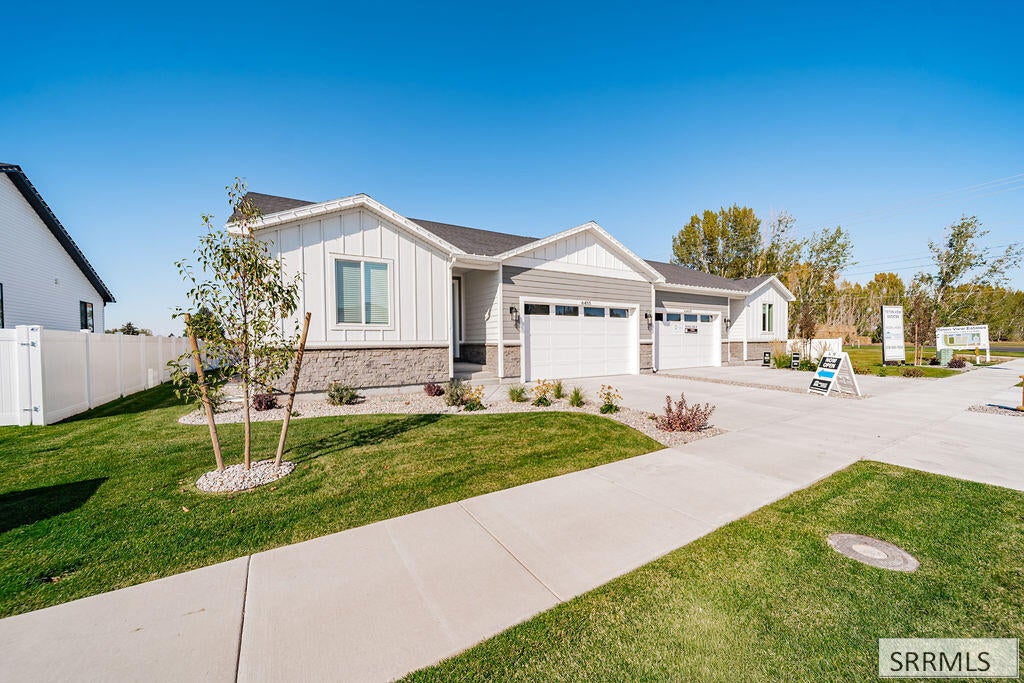6455 Ender Ln