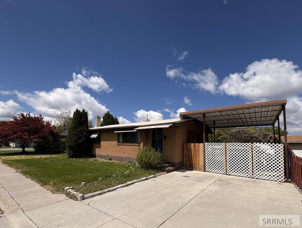 1219 Meadowbrook Lane, POCATELLO, Idaho image 2