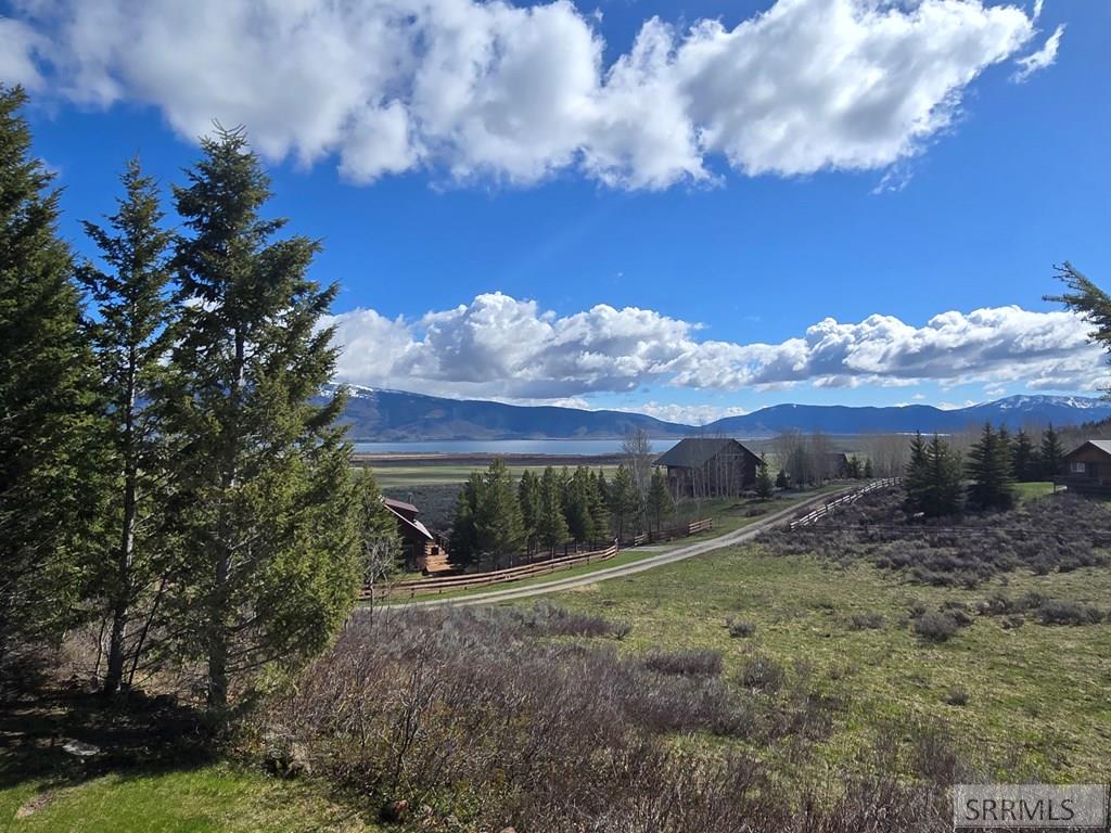 3560 Rock Creek Lane, ISLAND PARK, Idaho image 13