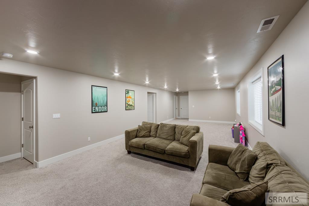 2732 N Lucina Dr, IDAHO FALLS, Idaho image 24