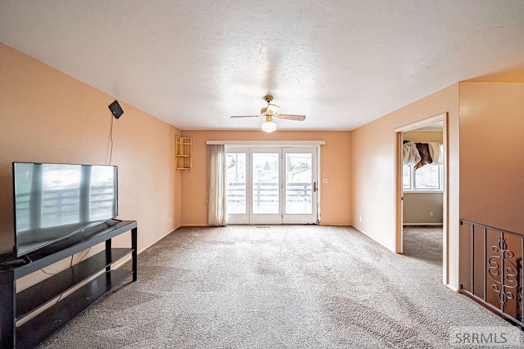 1096 Jefferson Avenue