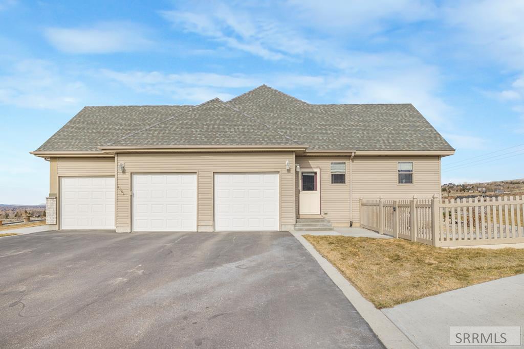 8065 Black Hawk Drive