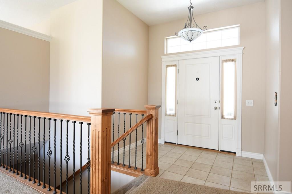 1073 Petersburg Ave, CHUBBUCK, Idaho image 7