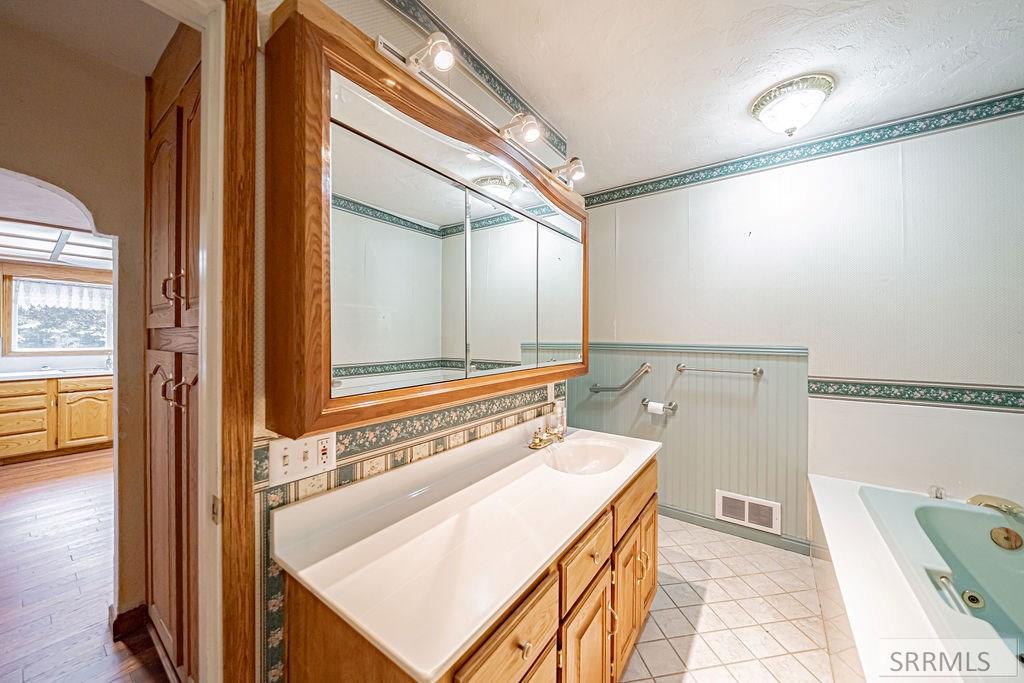 10455 N 25th East, IDAHO FALLS, Idaho image 27