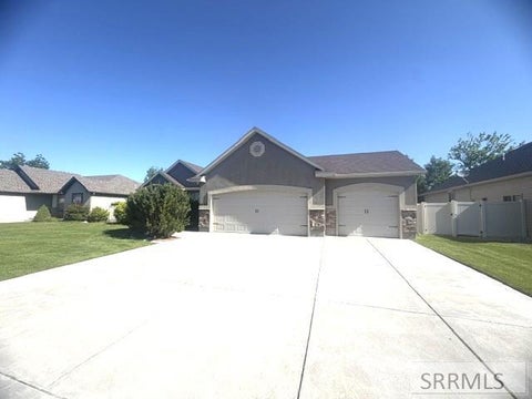 Homes For Sale - 1917 Lexington Avenue<br/> Bonneville County, IDAHO FALLS, ID 83404
