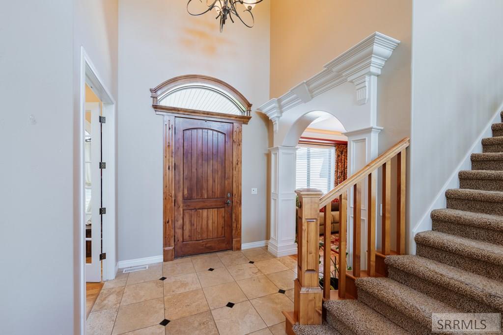113 Stillwater Drive, IDAHO FALLS, Idaho image 4